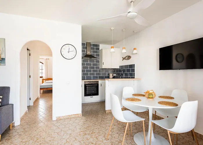 Turquoise Menorca By The Sea *